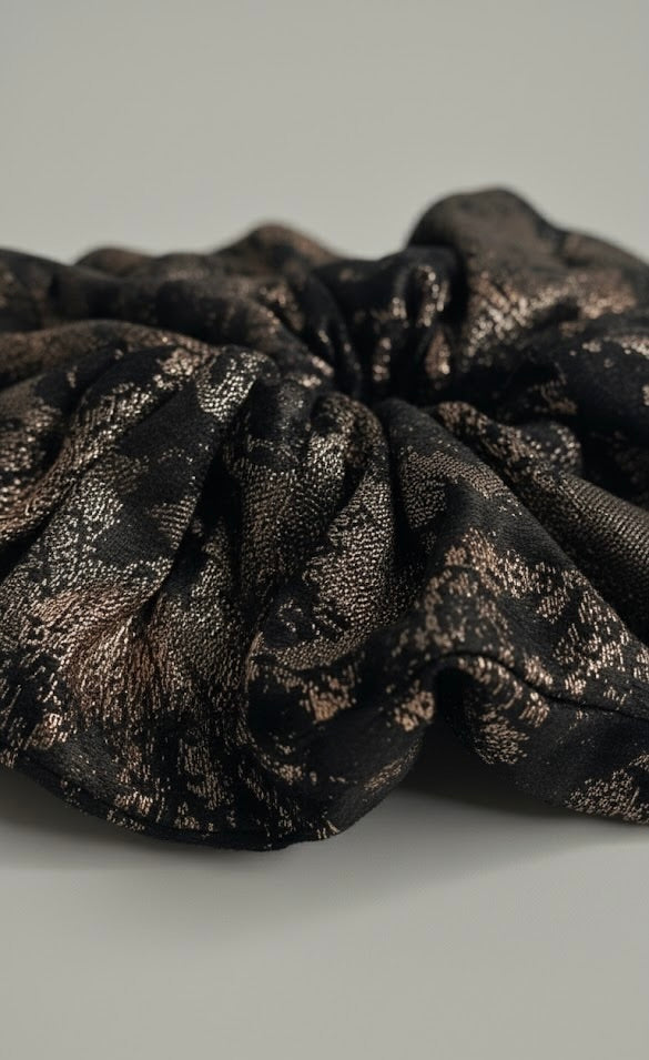 Chouchou Nocturne – Brocard Noir & Bronze